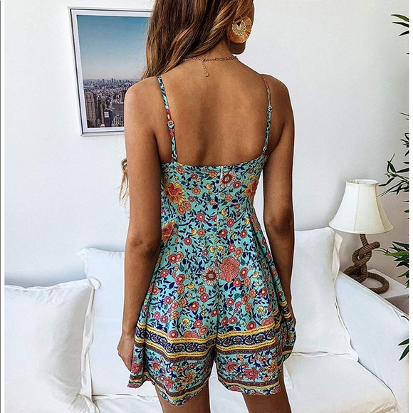 🏆🆕 Turquoise Floral Romper - Picture 4 of 5